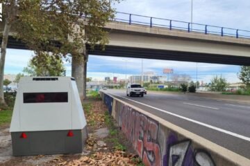 Dónde están y a partir de qué velocidad multan los cuatro radares móviles de remolque que controlan las carreteras catalanas este puente de Sant Joan