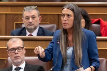 Junts presenta hoy la enmienda a la totalidad a la jornada laboral y carga contra los sindicatos