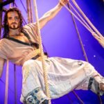 Guillem Fole vuela del fit kid a los clásicos del teatro catalán
