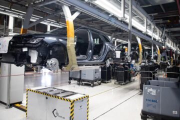 La fabricación de coches profundiza su caída por la atonía en la demanda