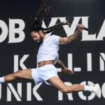 La policía investiga a Bob Vylan por alentar a matar soldados israelíes durante su actuación en Glastonbury