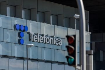 La empresa media madrileña factura un 87% más que la catalana