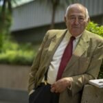 José Antonio Marina,  filósofo: «El comportamiento éticamente bueno es un antídoto contra la manipulación»