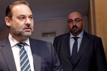 Los audios de Ábalos y Koldo despiertan la ira de las feministas del PSOE