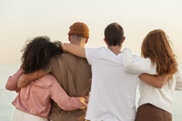 Cómo fortalecer los vínculos en verano a través de la meditación