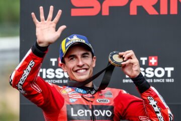 Marc Márquez gana con suspense en la ‘sprint race’ de Brno