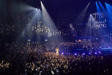 La ley de consumo sostenible pretende prohibir que la reventa incremente el precio de las entradas a conciertos o espectáculos