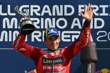 Marc Márquez gana en Misano y tendrá opción de título en Japón