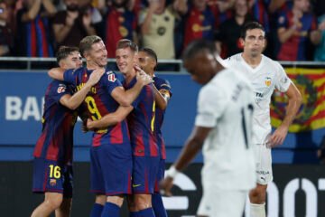 El Barça, con dentelladas de furia de Fermín, Raphinha y Lewandowski, hace jirones a un horrible Valencia