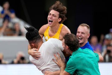 Armand Duplantis vuelve a batir su propio récord del mundo y lo eleva hasta los 6.30 metros