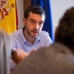 Bustinduy pretende restringir que los menores se expongan a 4.000 anuncios de comida insana al año