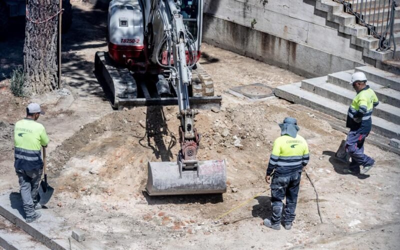 El final del verano provoca la destrucción de 199.000 empleos, la mayor caída en agosto en seis años