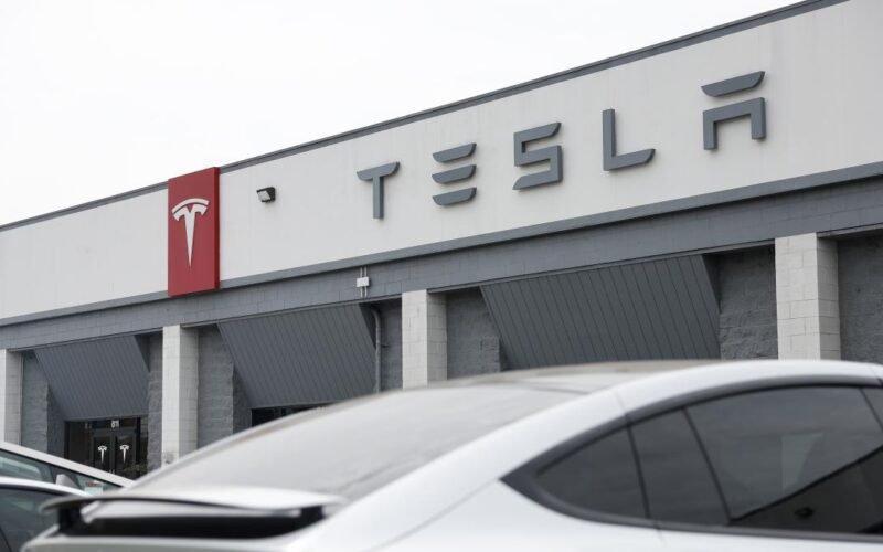 Tesla acentúa su caída en Europa frente al avance de los eléctricos chinos