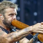 Xavier Rudd, un surfista muy solidario visita el Palau de la Música