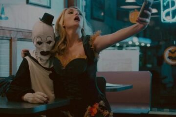 La actriz Catherine Corcoran demanda a directivos de ‘Terrifier’ por acoso sexual