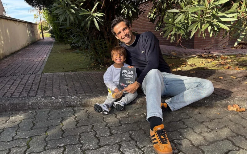 Sergio López Rapado irrumpe en el panorama del pensamiento contemporáneo con una propuesta que invita a repensar la política