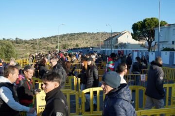 Multitudinario adiós a Robe Iniesta en Plasencia: “Forma parte de nuestra vida”