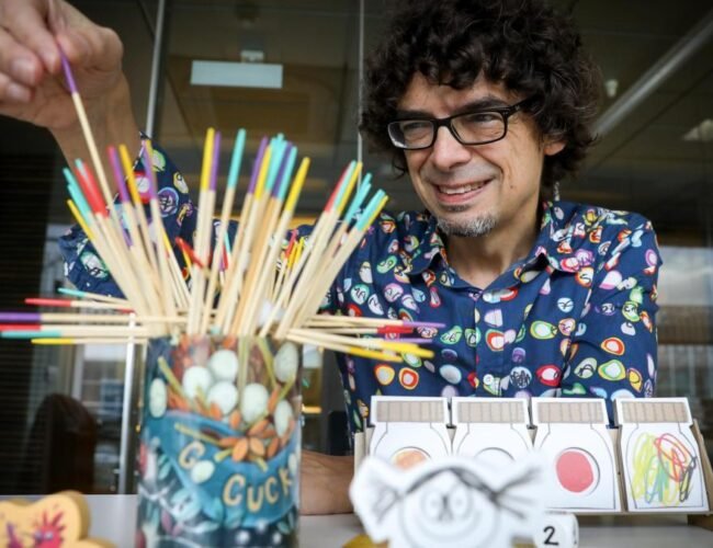 Regalar juegos de mesa esta Navidad: claves para acertar según Josep M. Allué