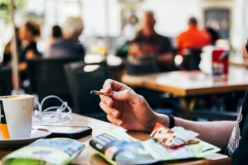 La adicción al tabaco resiste donde más daño hace: los trastornos mentales
