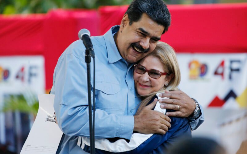 Suiza desvela los nombres de los 37 chavistas a los que bloquea las cuentas: Maduro, Cilia Flores, sus hijos y su sobrino, entre ellos