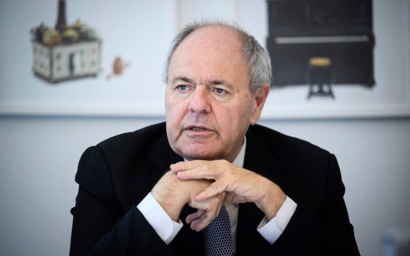 Dani Dayan, presidente del Centro de la Memoria del Holocausto Yad Vashem: «El antisemitismo es lo único que une a todos los extremistas»