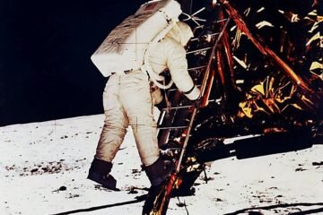 El 28% de los españoles cree que los alienígenas han visitado la Tierra y el 22% que no hemos llegado a la Luna