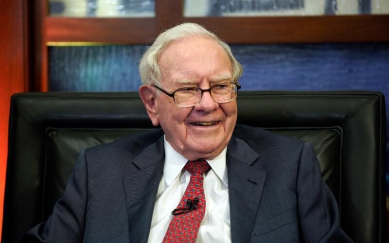 Warren Buffet, el director ejecutivo más anciano del mundo, se jubila a los 95 años pero no va a parar