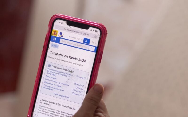 Hacienda ha devuelto más de 13.000 millones de euros a 15,6 millones de contribuyentes del IRPF