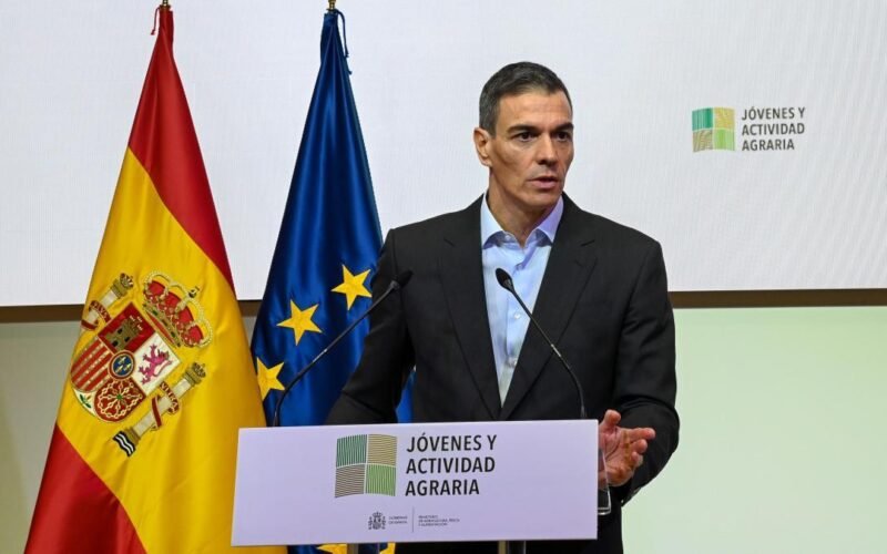 Sánchez propone destinar hasta 17.000 fincas rústicas a jóvenes agricultores