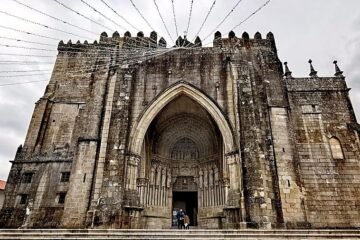 Tuy y su desconocida catedral de las marcas de cantero