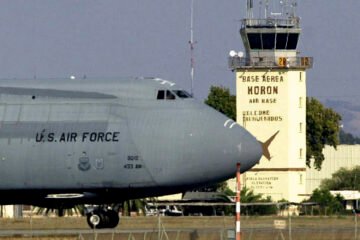 Un accidente de un avión de transporte estadounidense cierra la base de Morón una semana y desvía el tráfico aéreo de Washington a Rota