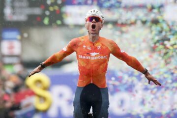 Van der Poel, las dudas del «mejor de todos los tiempos» tras su octavo Mundial: «Cuando el resto está entrenando con el sol de Benidorm, sin estrés, él está aquí pegándose palos, pasando frío y caídas»