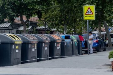 El coste de la recogida de basuras, el transporte o los seguros se dispara en el arranque del año