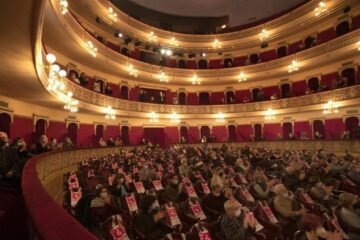 El Teatro Fortuny de Reus suspende temporalmente su programación por seguridad