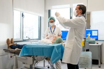 ¿Están las enfermeras infrautilizadas en España? Un estudio muestra que podrían sustituir a los médicos en algunas tareas