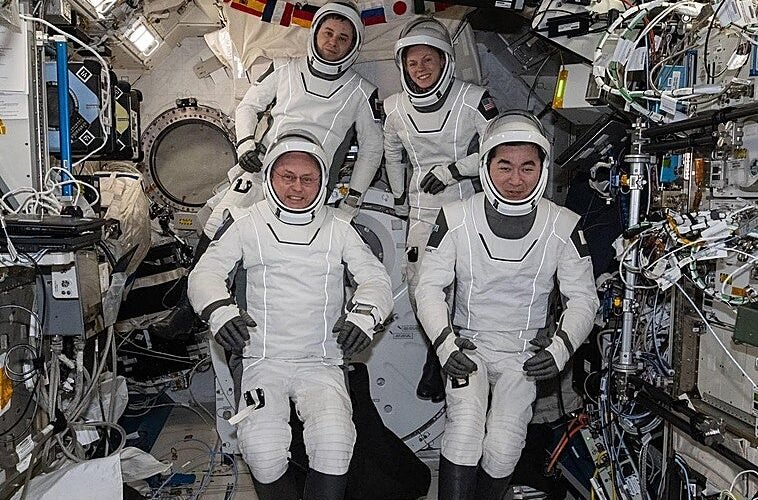 El astronauta Mike Fincke revela que era el enfermo que motivó la primera evacuación espacial médica