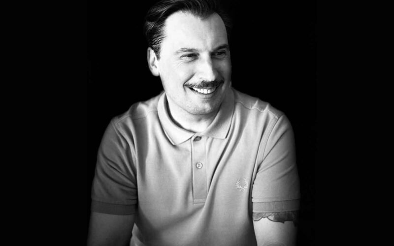 Terry Mora plantea un debate social urgente desde la ficción contemporánea