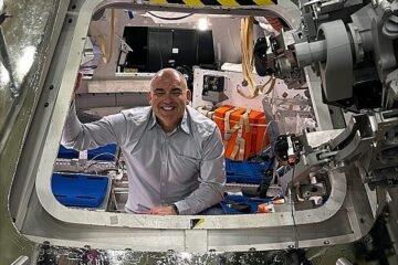 Quién es Carlos García-Galán, el malagueño al que la NASA ha puesto al mando de la primera colonia humana  en la Luna