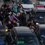 La aviación israelí bombardea Beirut mientras cientos de miles de personas huyen: «Salvad vuestras vidas»