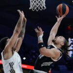 Contra la pitada a Scariolo, otra victoria del Real Madrid