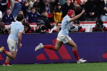 El Seis Naciones se rinde en el último segundo ante el ataque de la campeona Francia y deja a Inglaterra entre interrogantes