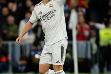 Los 68 metros del récord de Güler en la guardería de Arbeloa: «Me ha recordado a la Quinta del Buitre, seguro que Emilio está orgulloso»