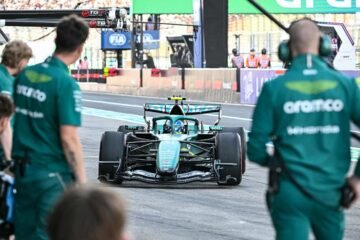 Parches para que el Aston Martin de Alonso deje de temblar: «Hay que elegir entre la salud del piloto o terminar la carrera»