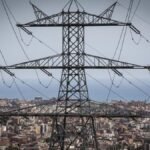 La PVPC, la tarifa regulada de la luz, se dispara un 27% en lo que va de mes por la guerra en Irán