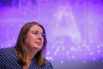 “La IA sabe poco de sexo y no tiene sentido del humor”: cómo saber si una novela se ha escrito con inteligencia artificial