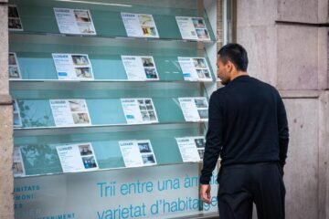El porcentaje de jóvenes con vivienda en propiedad cae a la mitad en apenas una década