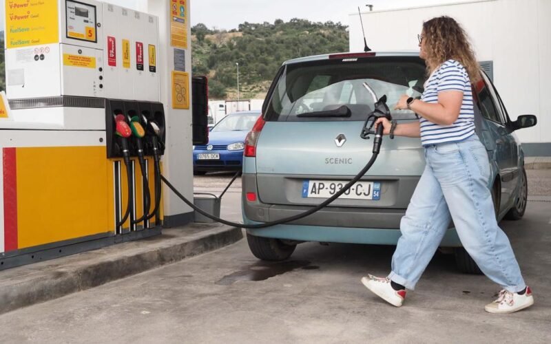 La inflación se modera al 3,2% en abril por la bajada de la luz