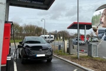 La odisea para cargar un coche eléctrico en Catalunya: “Estaba desesperado; para llegar a casa tuve que aprovechar las bajadas e ir lo más despacio posible”