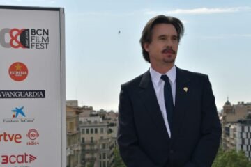 “Quería dignificar a esas mujeres anónimas, silenciadas en la historia del arte y la música”