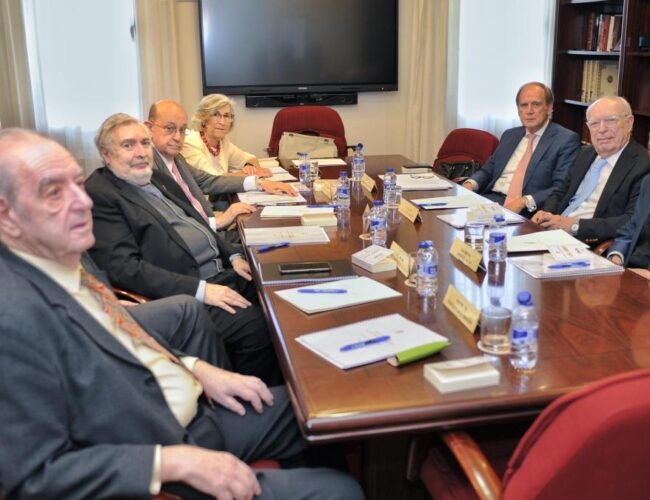 El Instituto de España institucionaliza su presencia en Barcelona